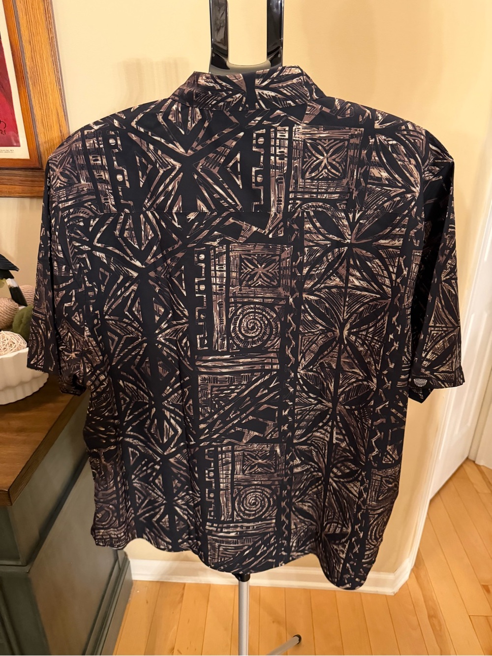 Tanoa Tribal Print Hawaiian Camp Shirt 2XL - Picture 4 of 5